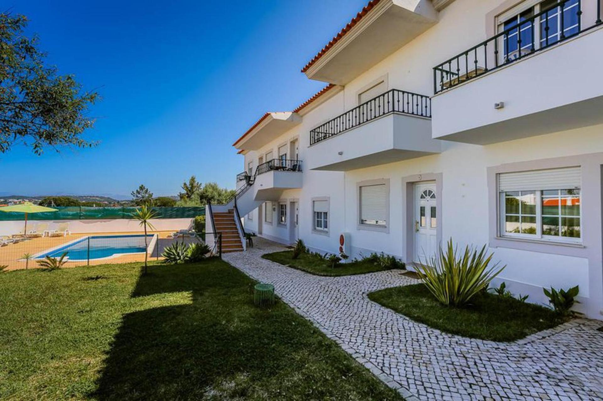 Captivating 1-bed In Olhos De Agua